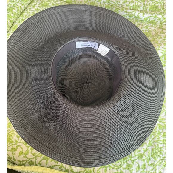 Vtg Fine Millinery August Accessories Black White Music Notes Accent Church Hat - Picture 5 of 6